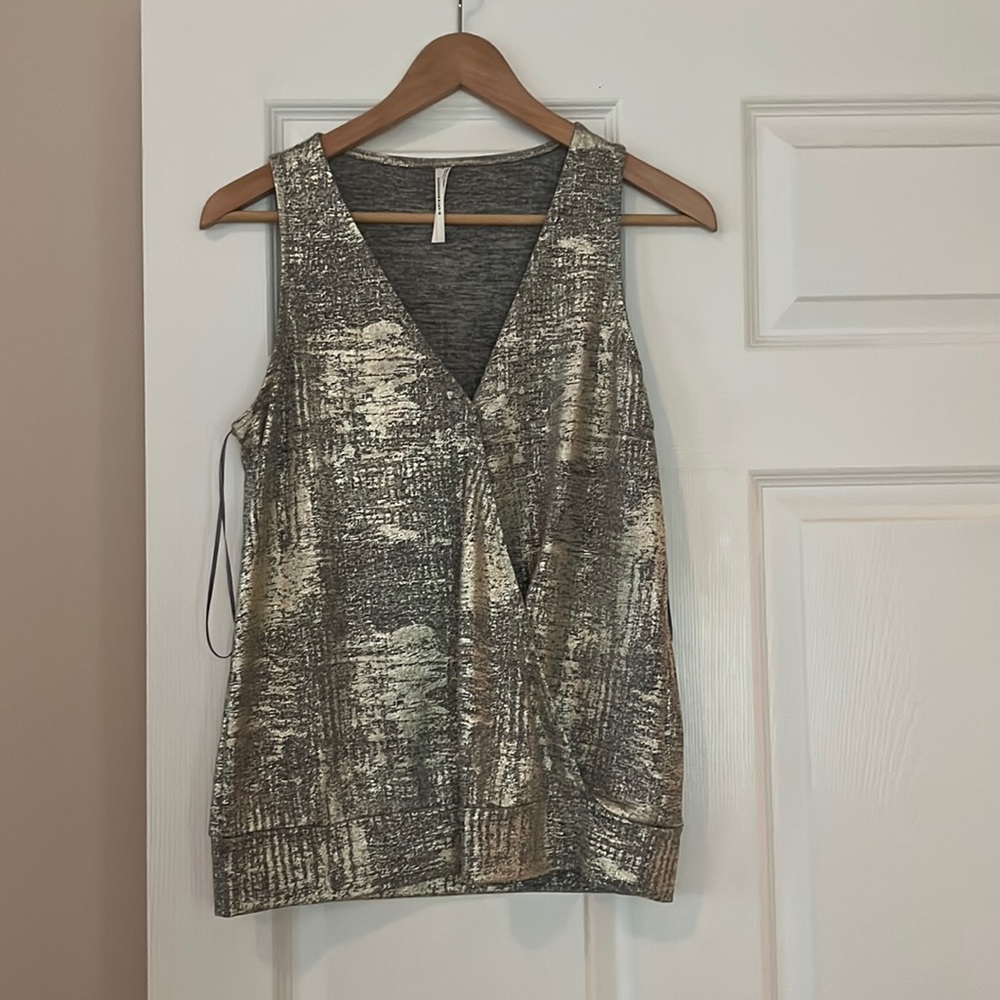 Anthro gold metallic sleeveless top